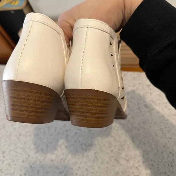 Soda White Ankle Booties with Cutout Design - Picture 5 of 6